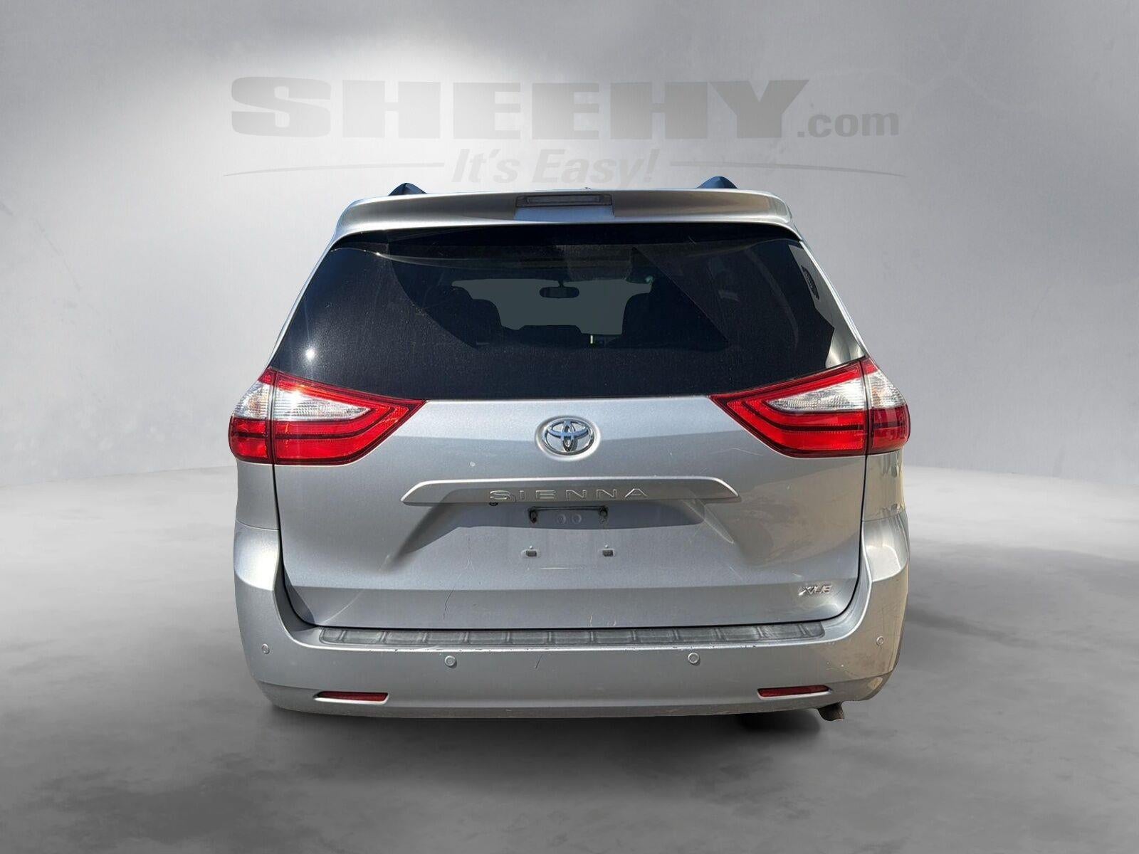 2015 Toyota Sienna XLE Premium 8-Passenger