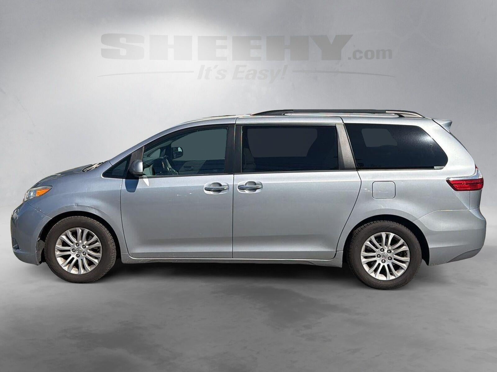 2015 Toyota Sienna XLE Premium 8-Passenger