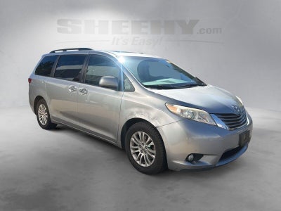 2015 Toyota Sienna XLE Premium 8-Passenger