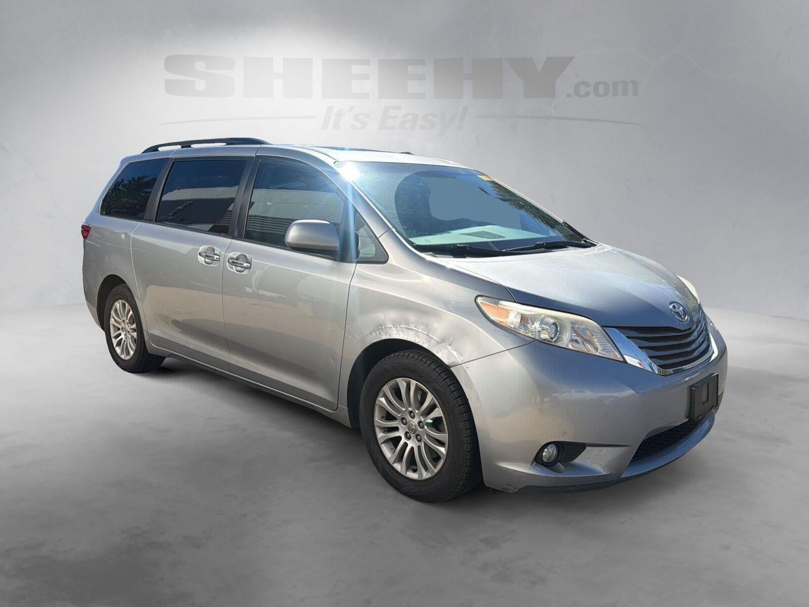 2015 Toyota Sienna XLE Premium 8-Passenger