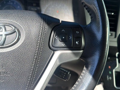 2015 Toyota Sienna XLE Premium 8-Passenger