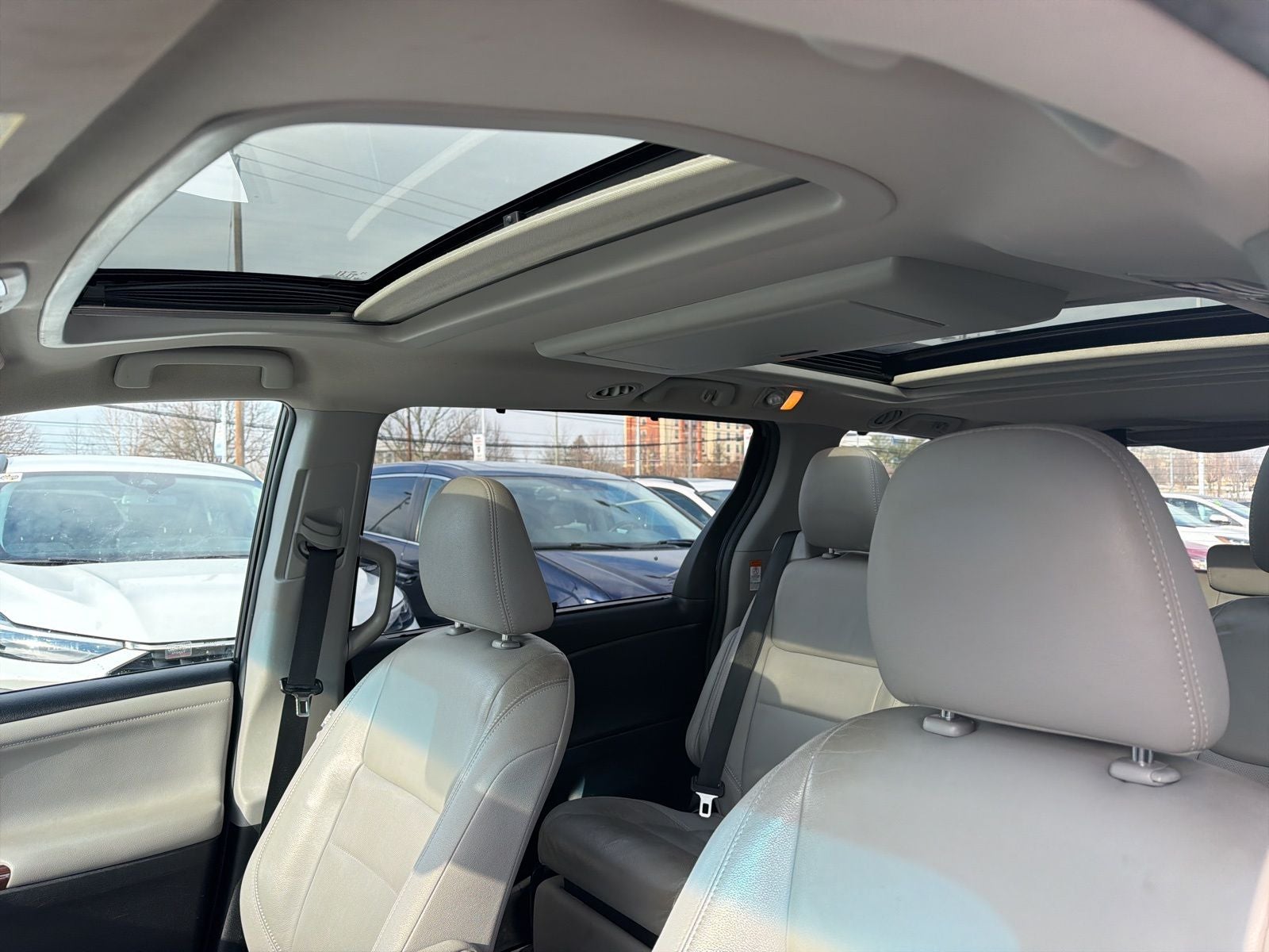 2015 Toyota Sienna Limited 7 Passenger