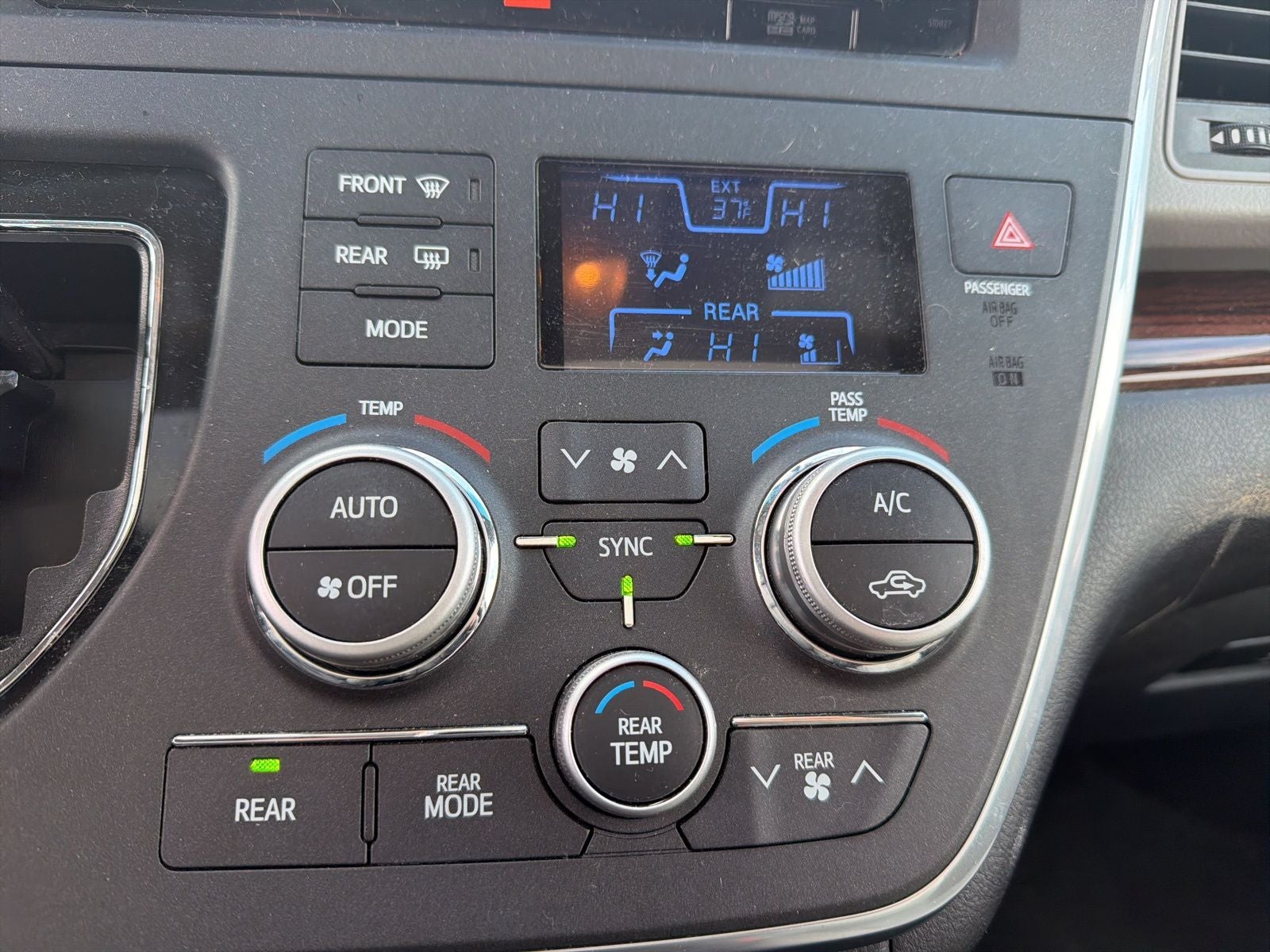 2015 Toyota Sienna Limited 7 Passenger