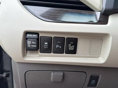 2017 Toyota Sienna XLE 8 Passenger