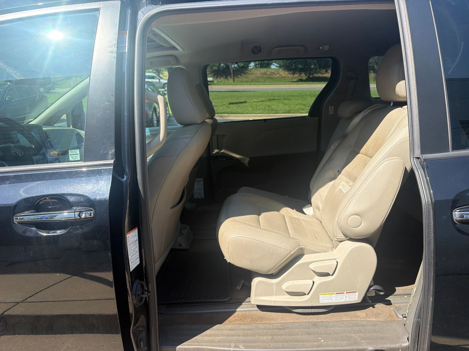 2017 Toyota Sienna XLE 8 Passenger