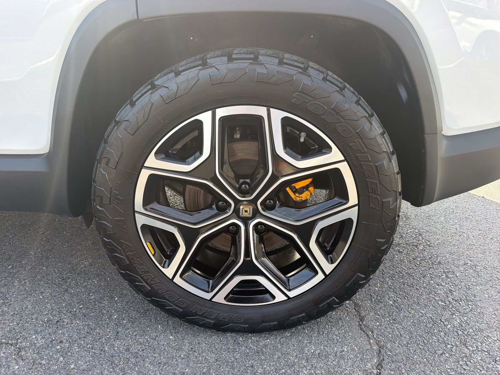 2022 Rivian R1S Launch Edition