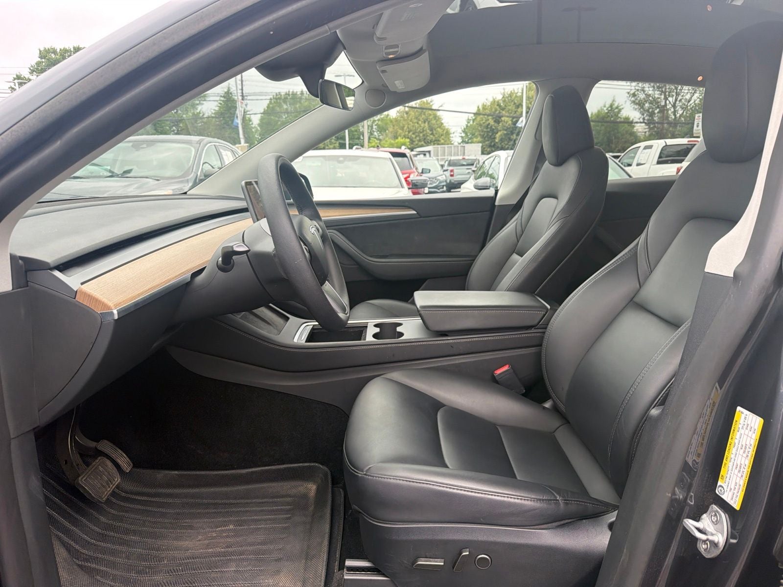 2024 Tesla Model Y Long Range