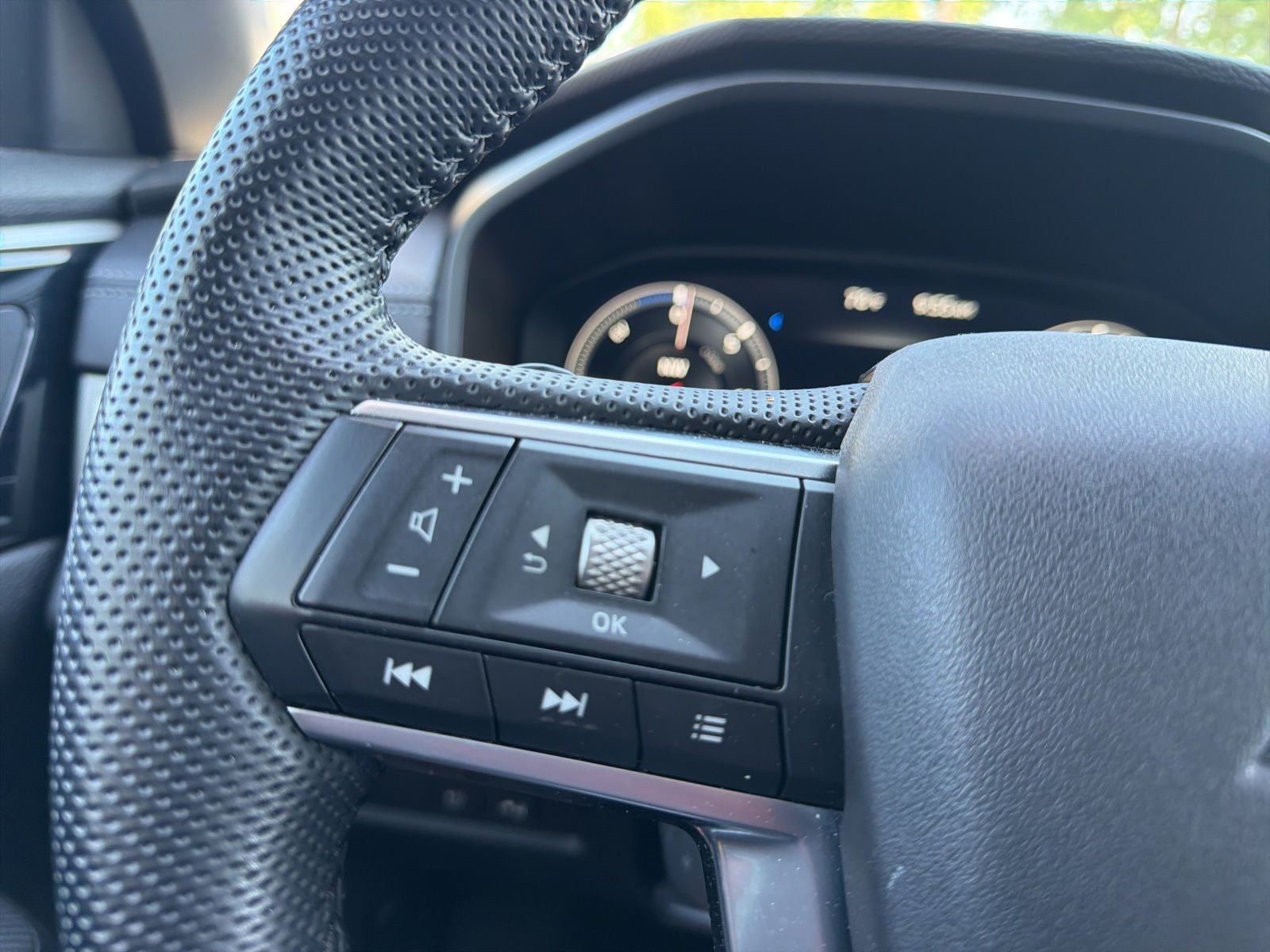 2023 Mitsubishi Outlander PHEV SE