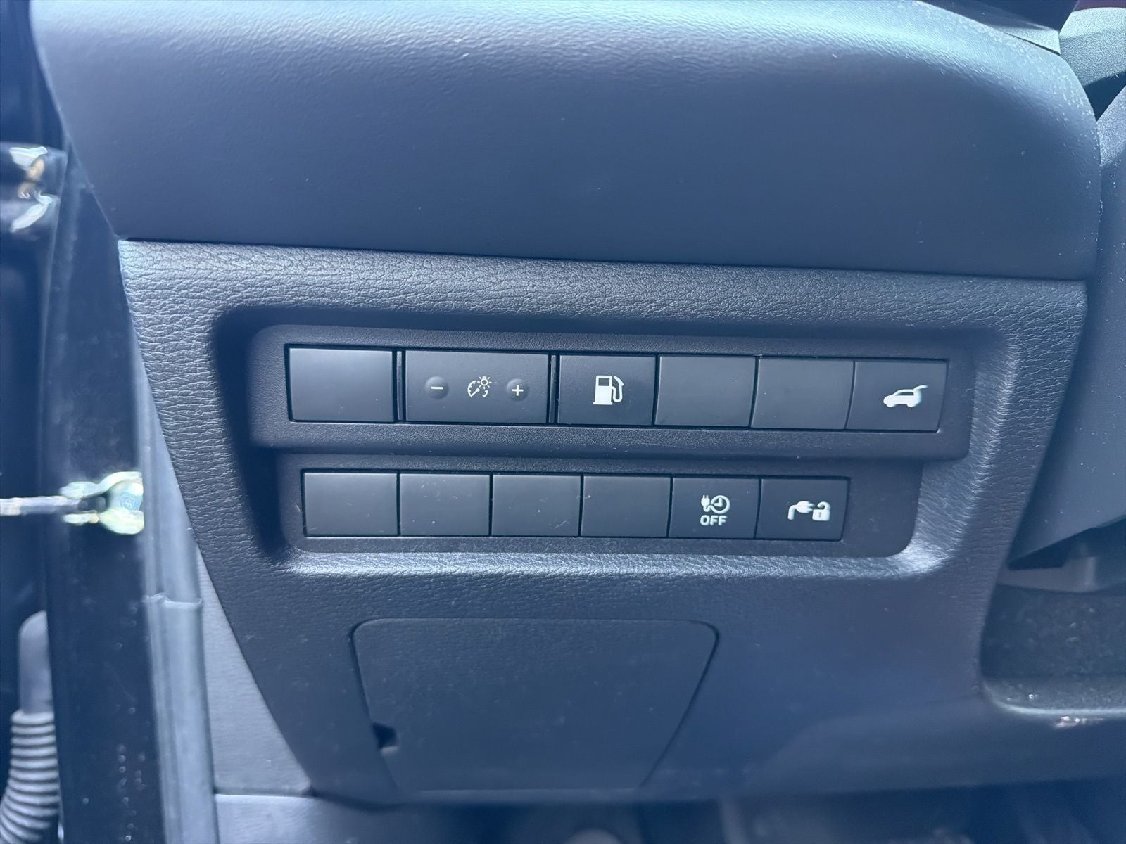2023 Mitsubishi Outlander PHEV SE