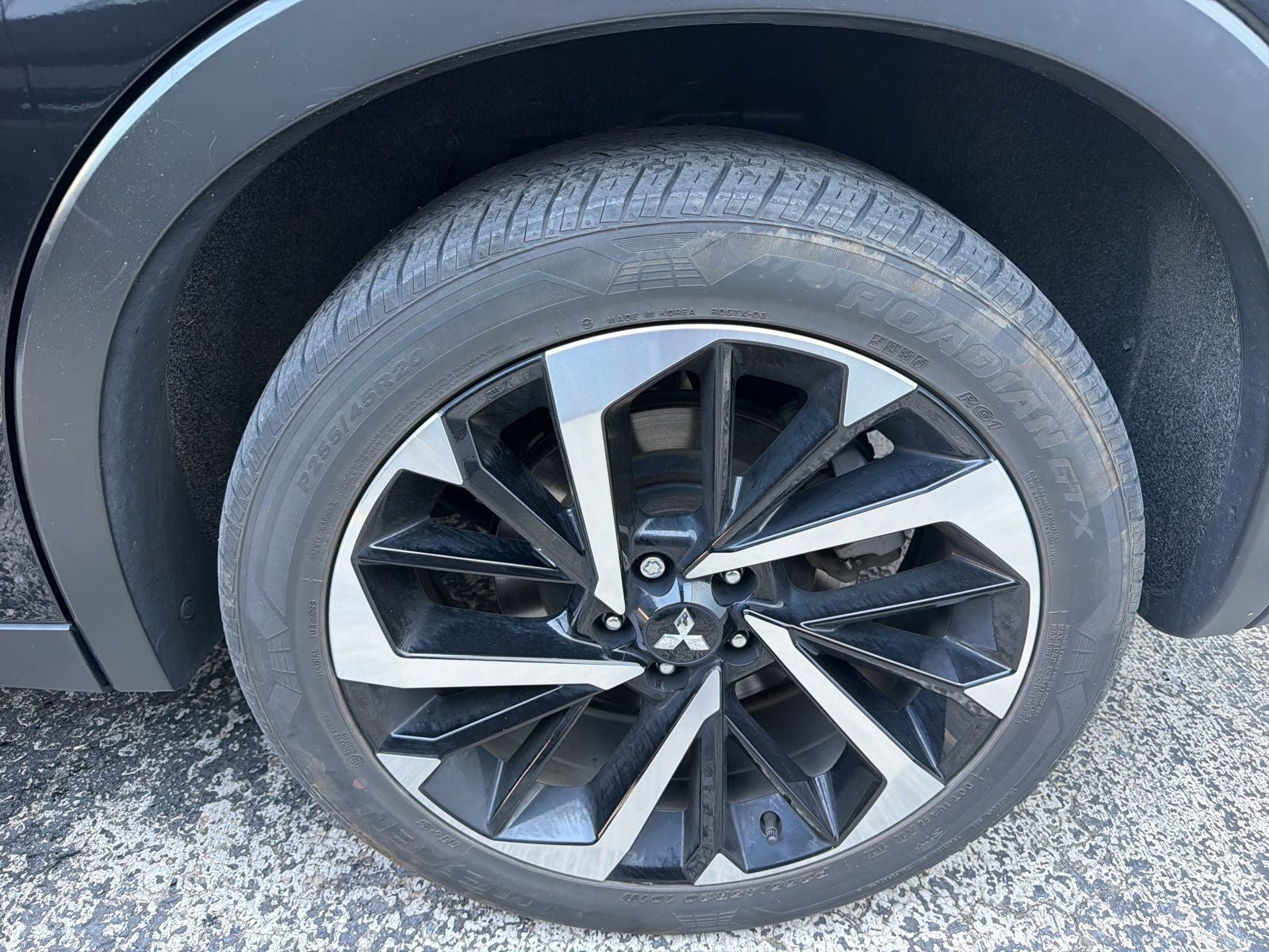 2023 Mitsubishi Outlander PHEV SE