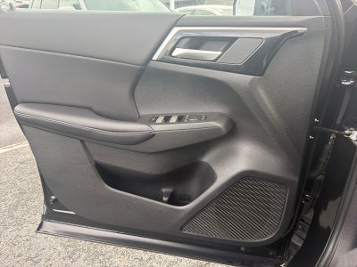 2023 Mitsubishi Outlander PHEV SE