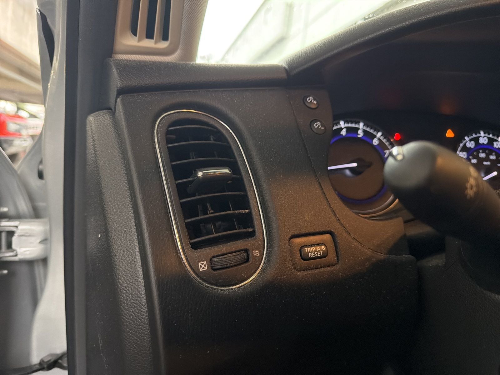 2016 INFINITI QX50 Base