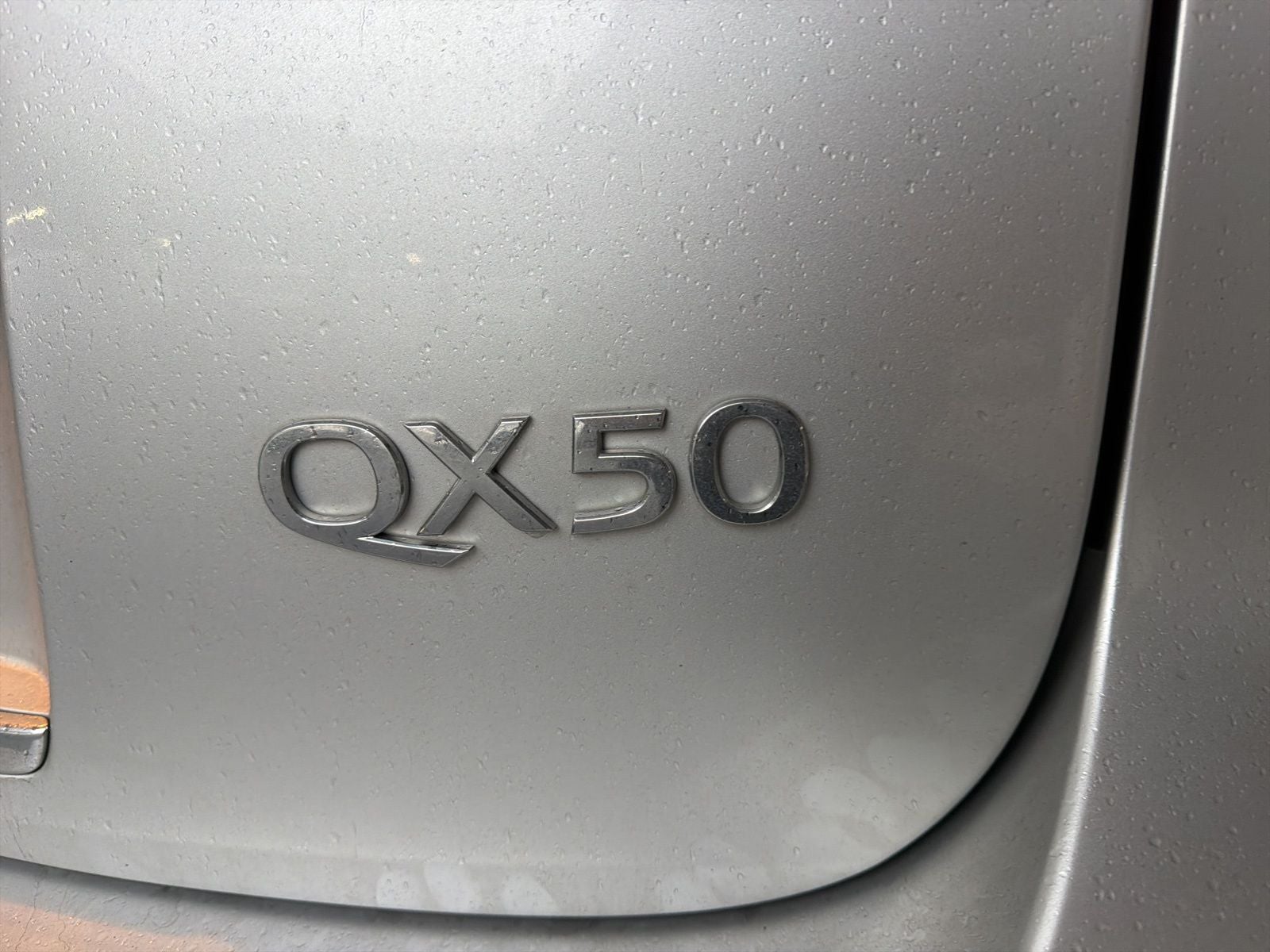 2016 INFINITI QX50 Base