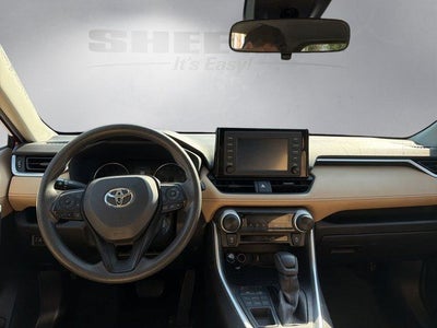 2019 Toyota RAV4 LE