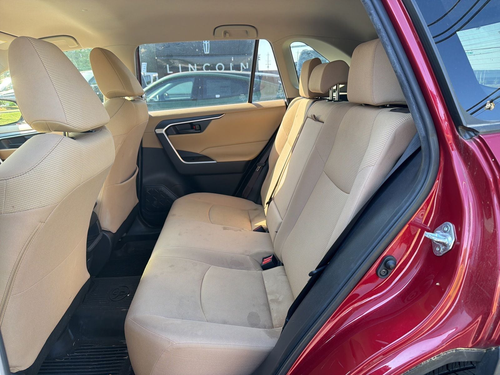 2019 Toyota RAV4 LE