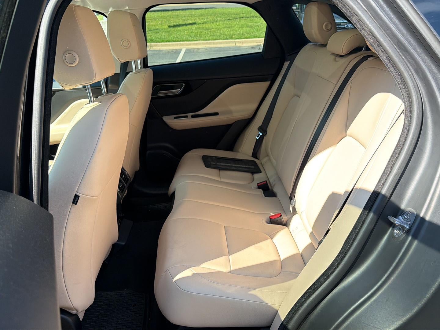 2017 Jaguar F-PACE 35t Premium