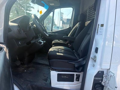 2023 Mercedes-Benz Sprinter 1500 144 WB Standard Roof Cargo