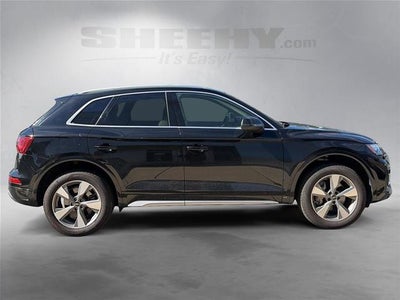 2023 Audi Q5 40 Premium