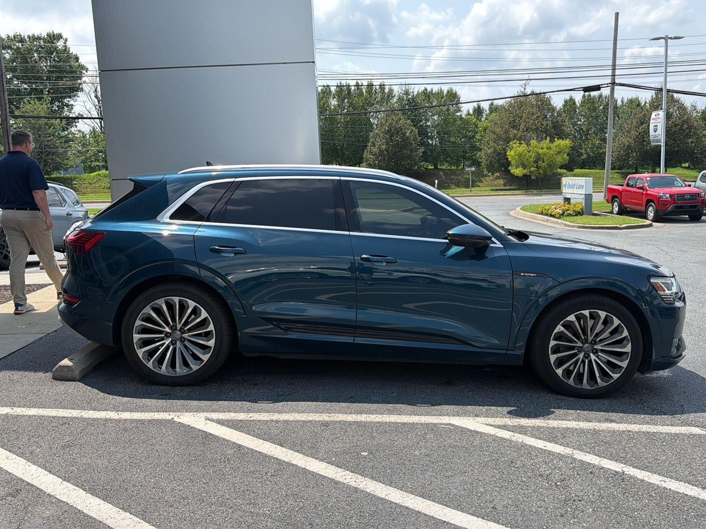 2019 Audi e-tron Prestige