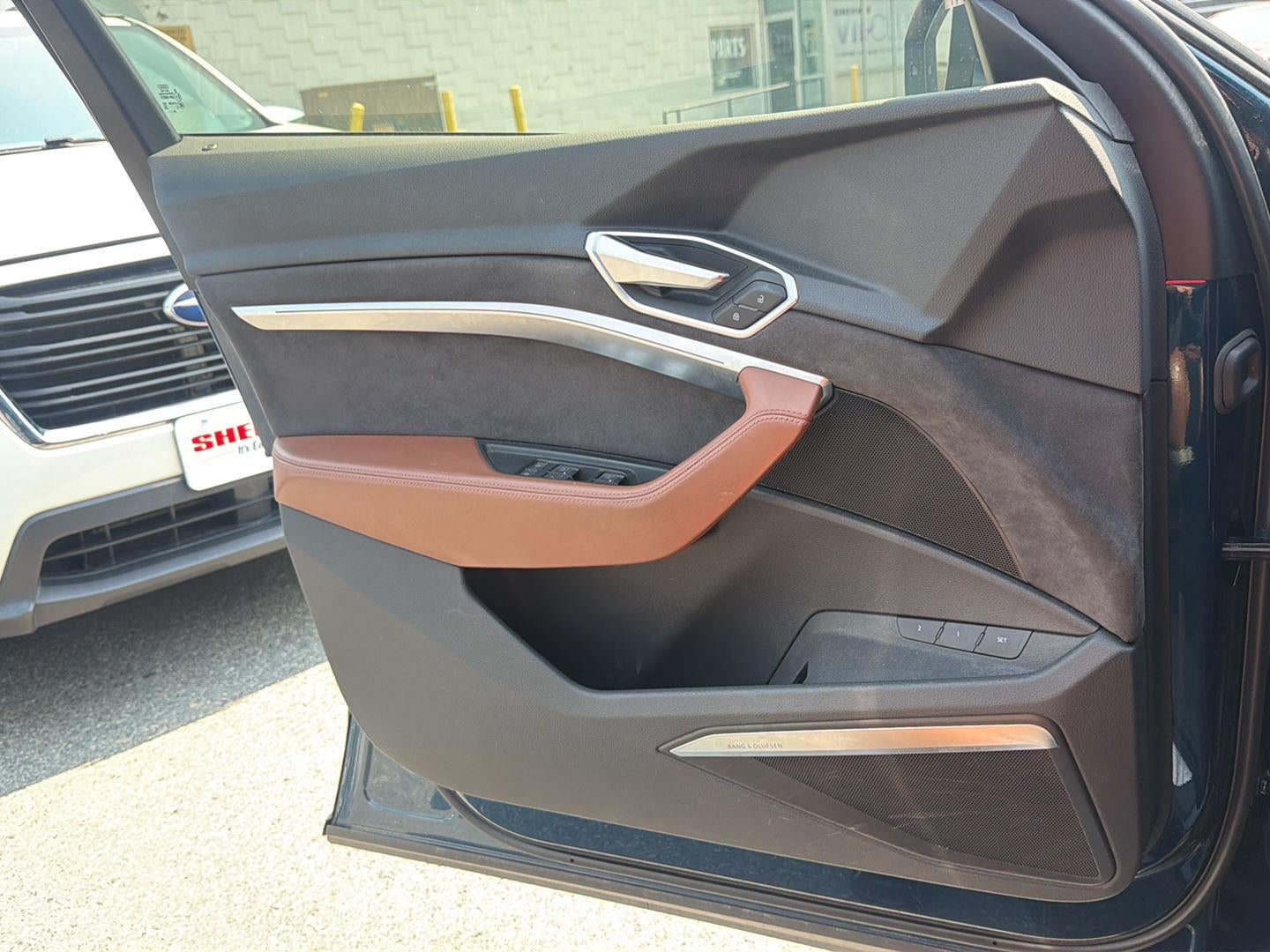 2019 Audi e-tron Prestige