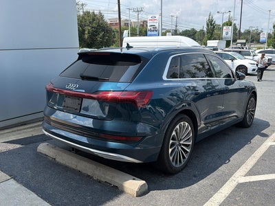 2019 Audi e-tron Prestige
