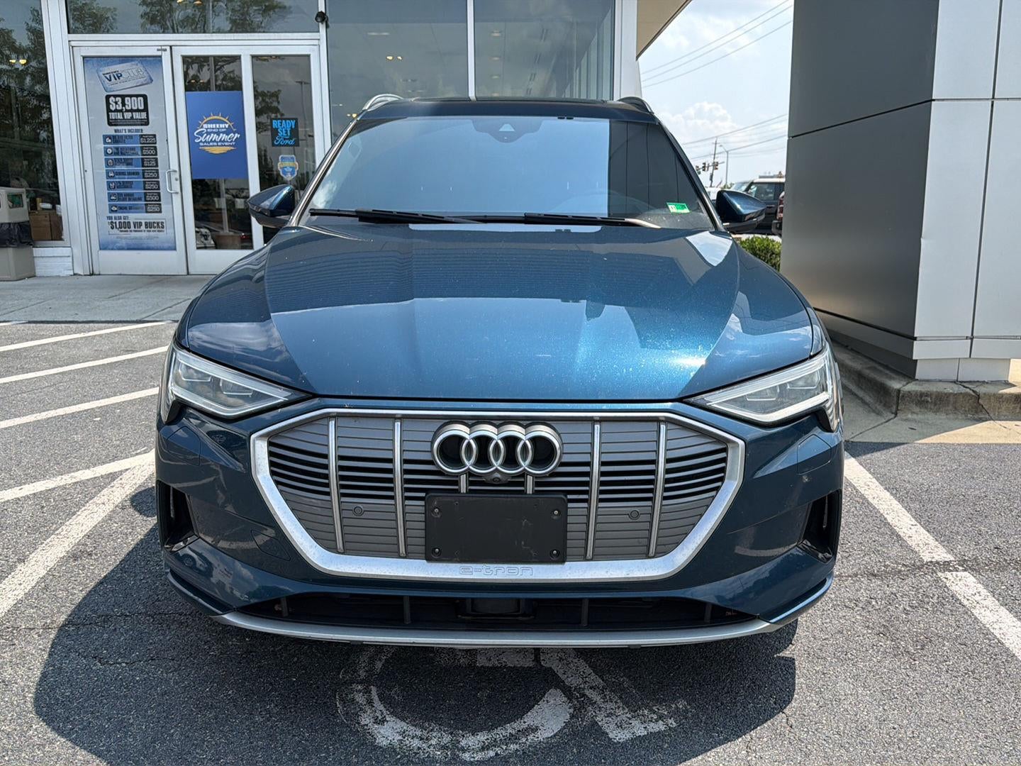 2019 Audi e-tron Prestige