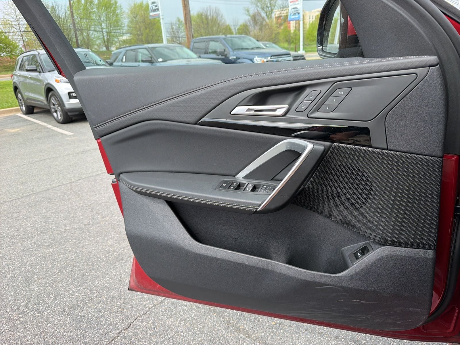 2025 BMW X2 xDrive28i