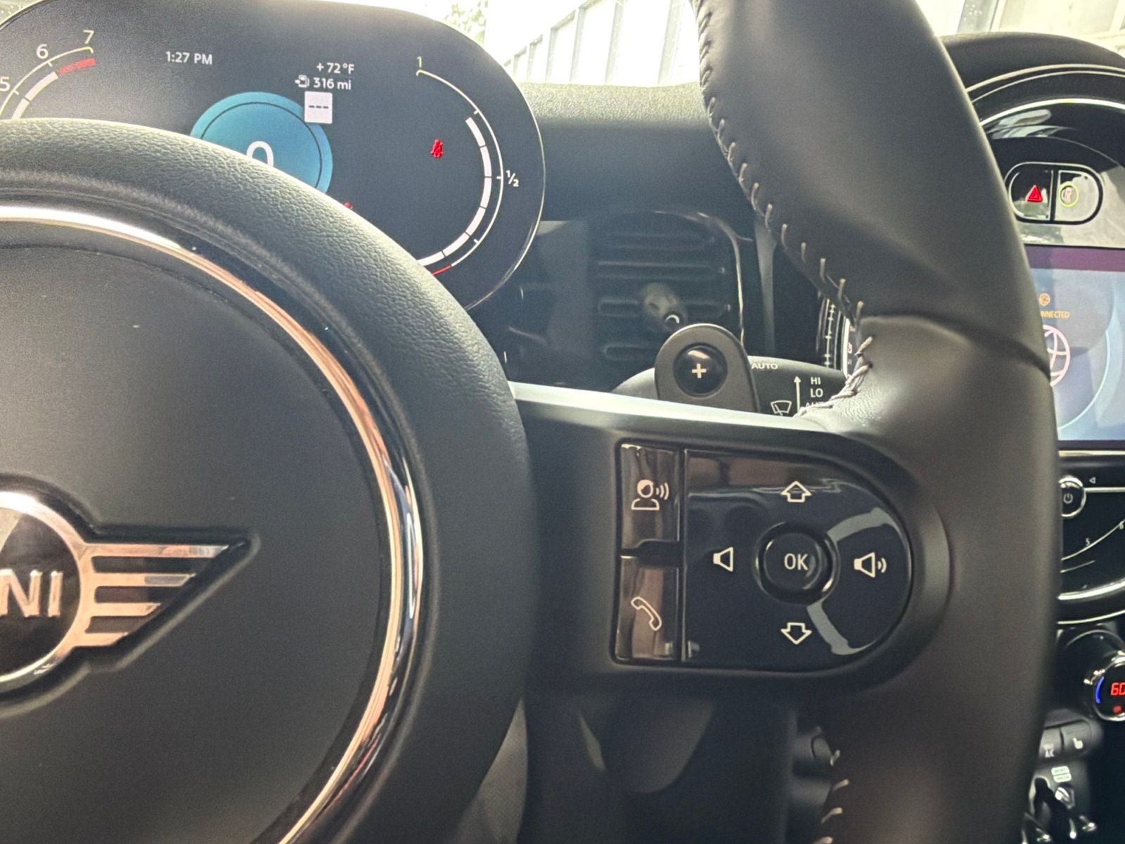2023 MINI Cooper S Base