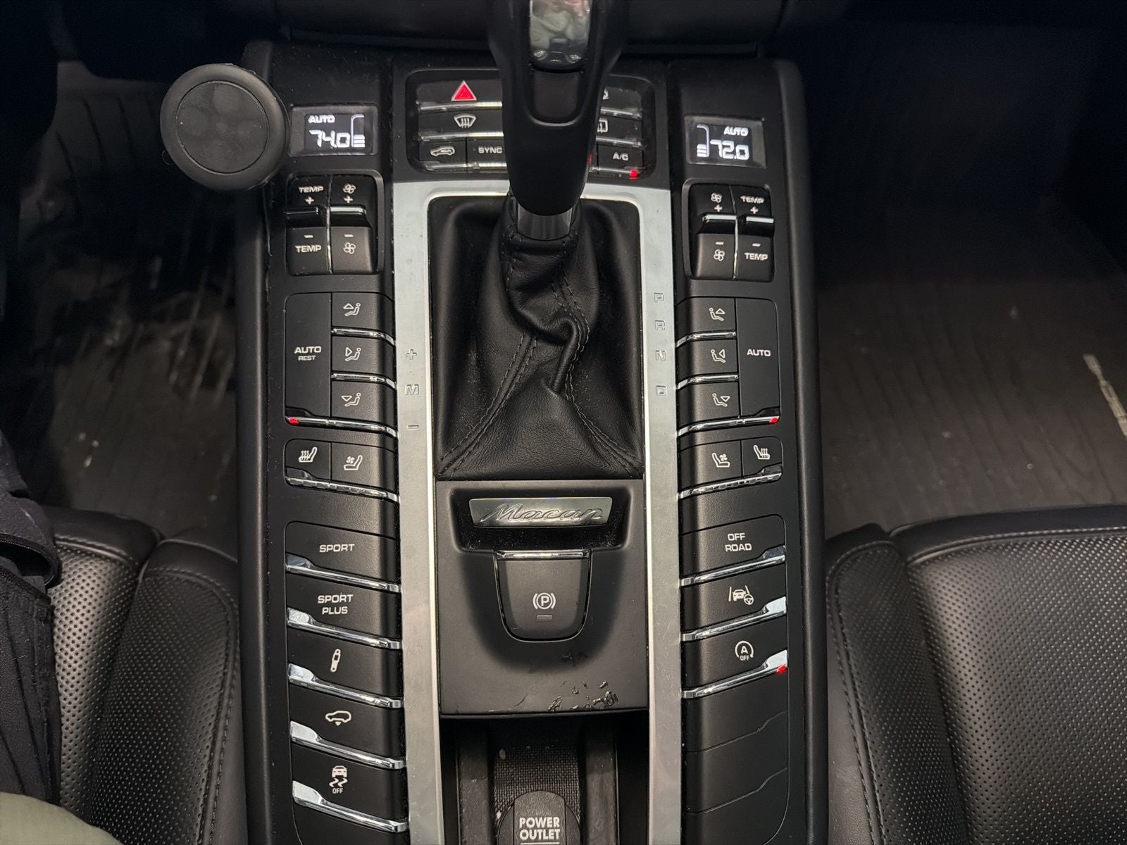 2017 Porsche Macan Turbo