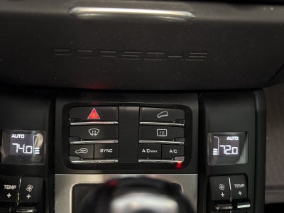 2017 Porsche Macan Turbo