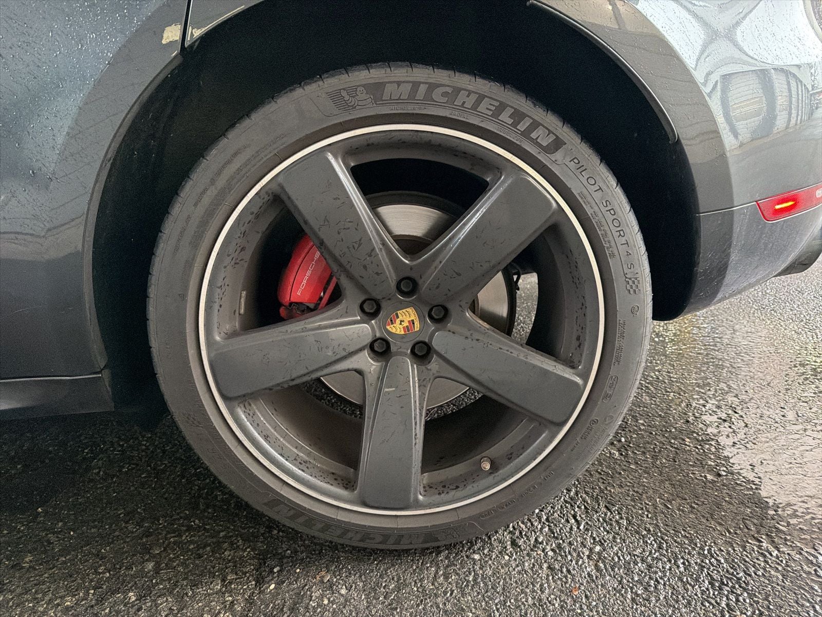 2017 Porsche Macan Turbo