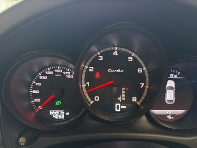 2017 Porsche Macan Turbo