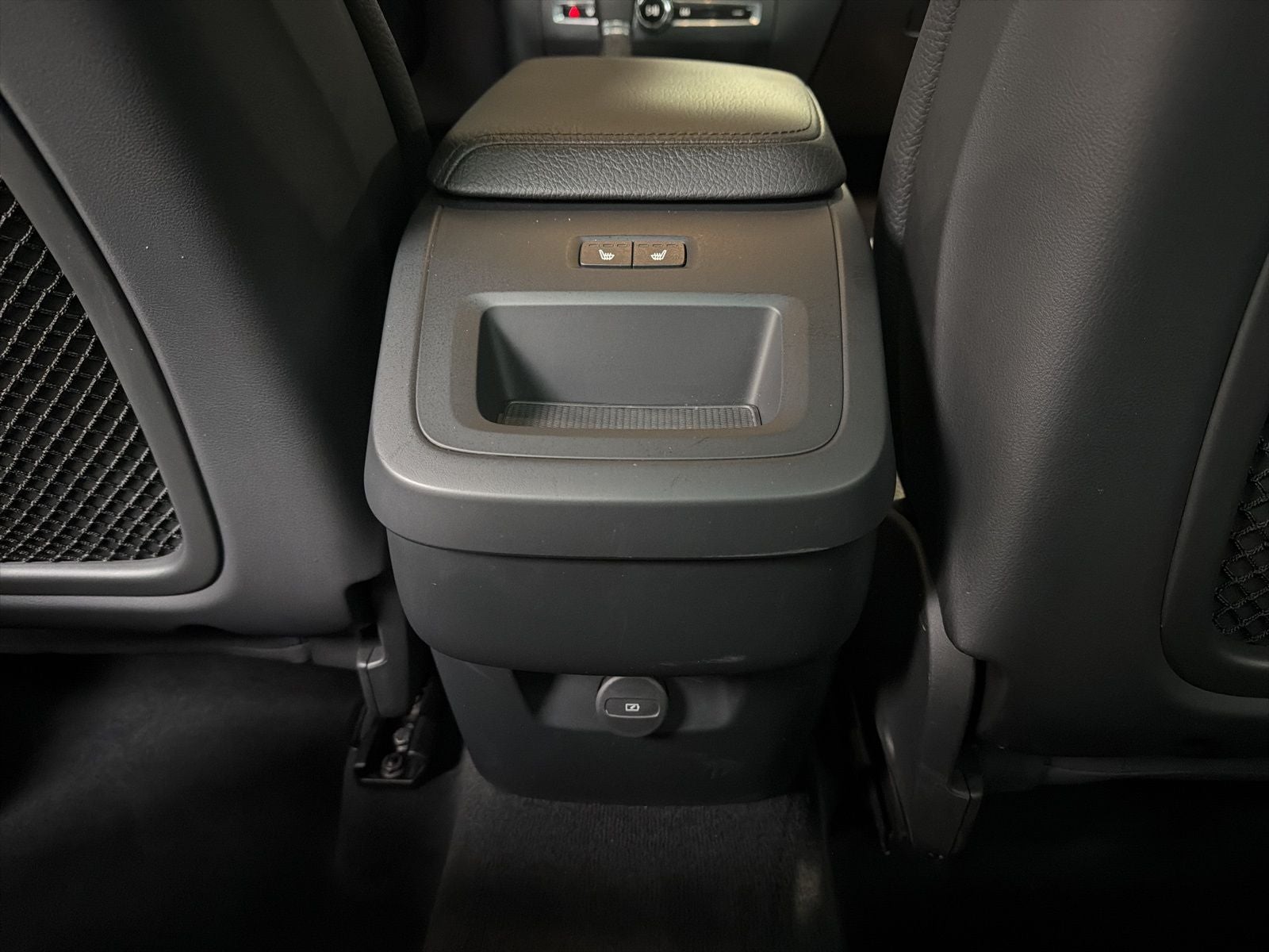 2021 Volvo XC60 T5 Momentum