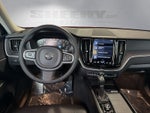 2021 Volvo XC60 T5 Momentum