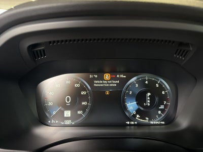 2021 Volvo XC60 T5 Momentum