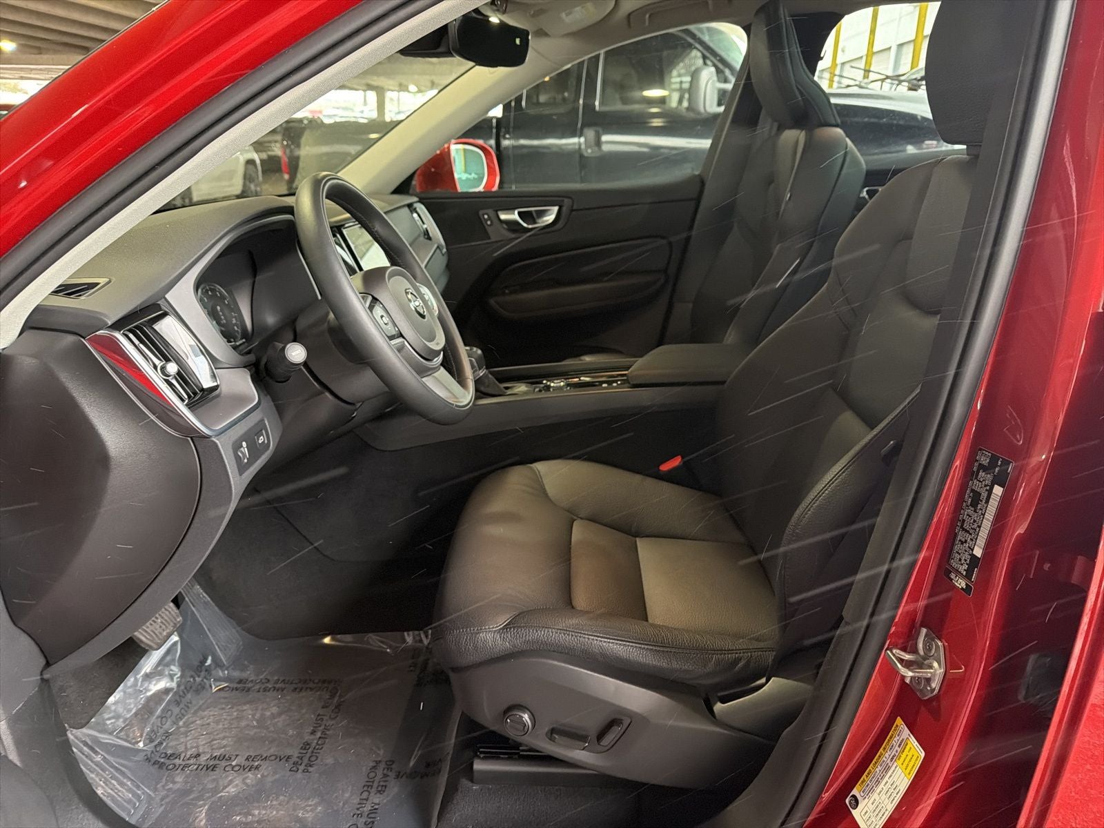 2021 Volvo XC60 T5 Momentum