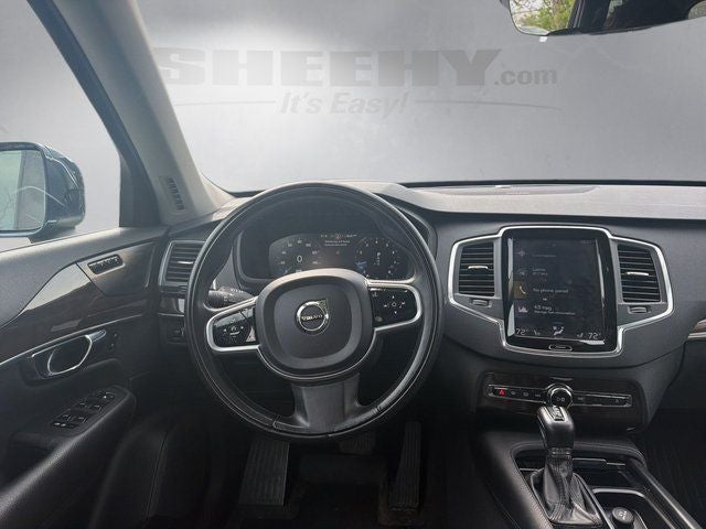 2019 Volvo XC90 T6 Momentum