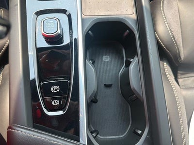 2022 Volvo XC60 Recharge Plug-In Hybrid T8 Polestar Engineered
