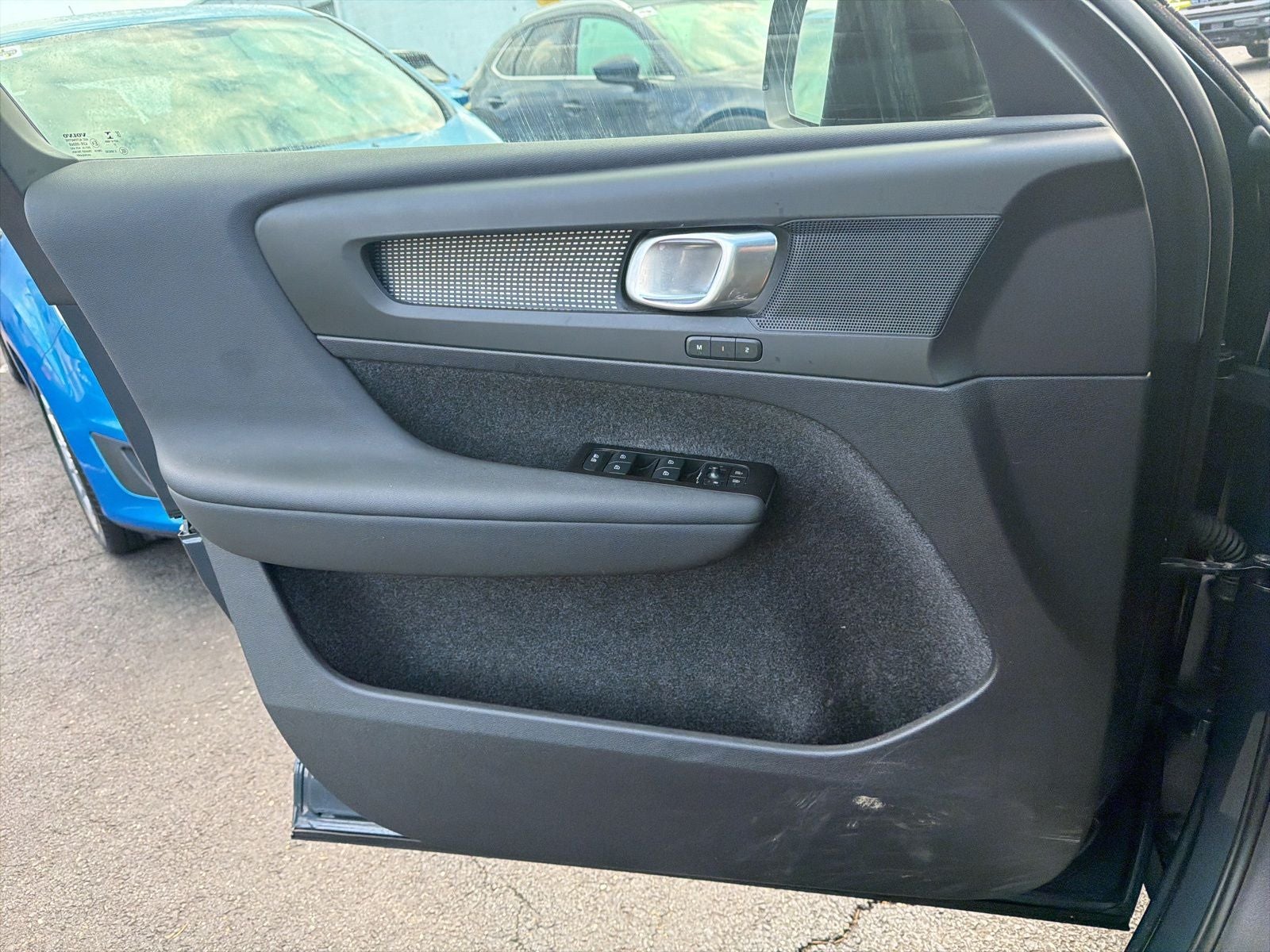 2022 Volvo XC40 Recharge Pure Electric P8 Plus