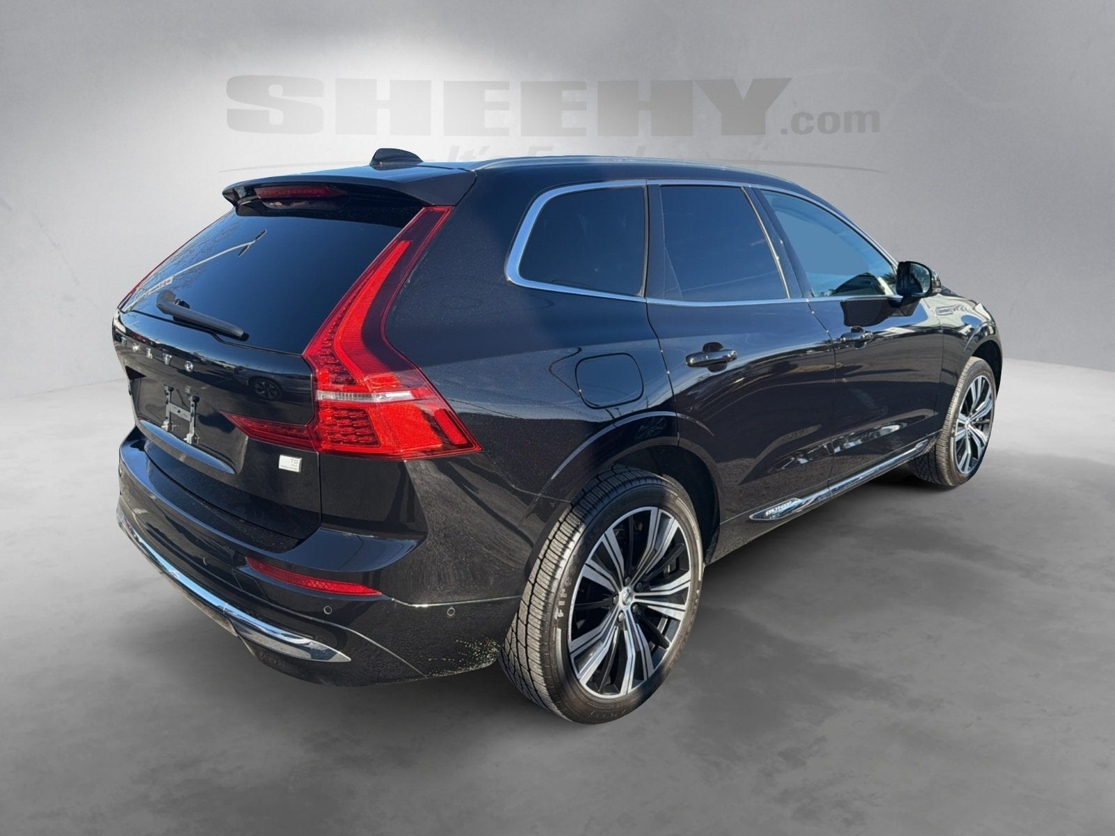 2022 Volvo XC60 Recharge Plug-In Hybrid T8 Inscription
