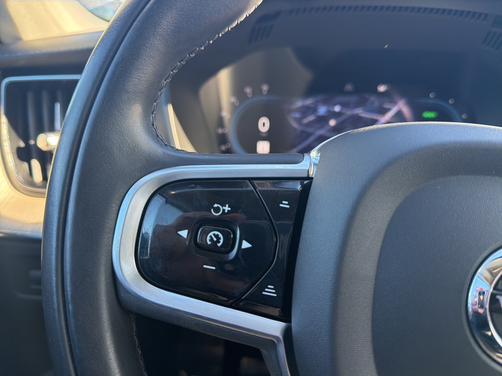 2022 Volvo XC60 Recharge Plug-In Hybrid T8 Inscription