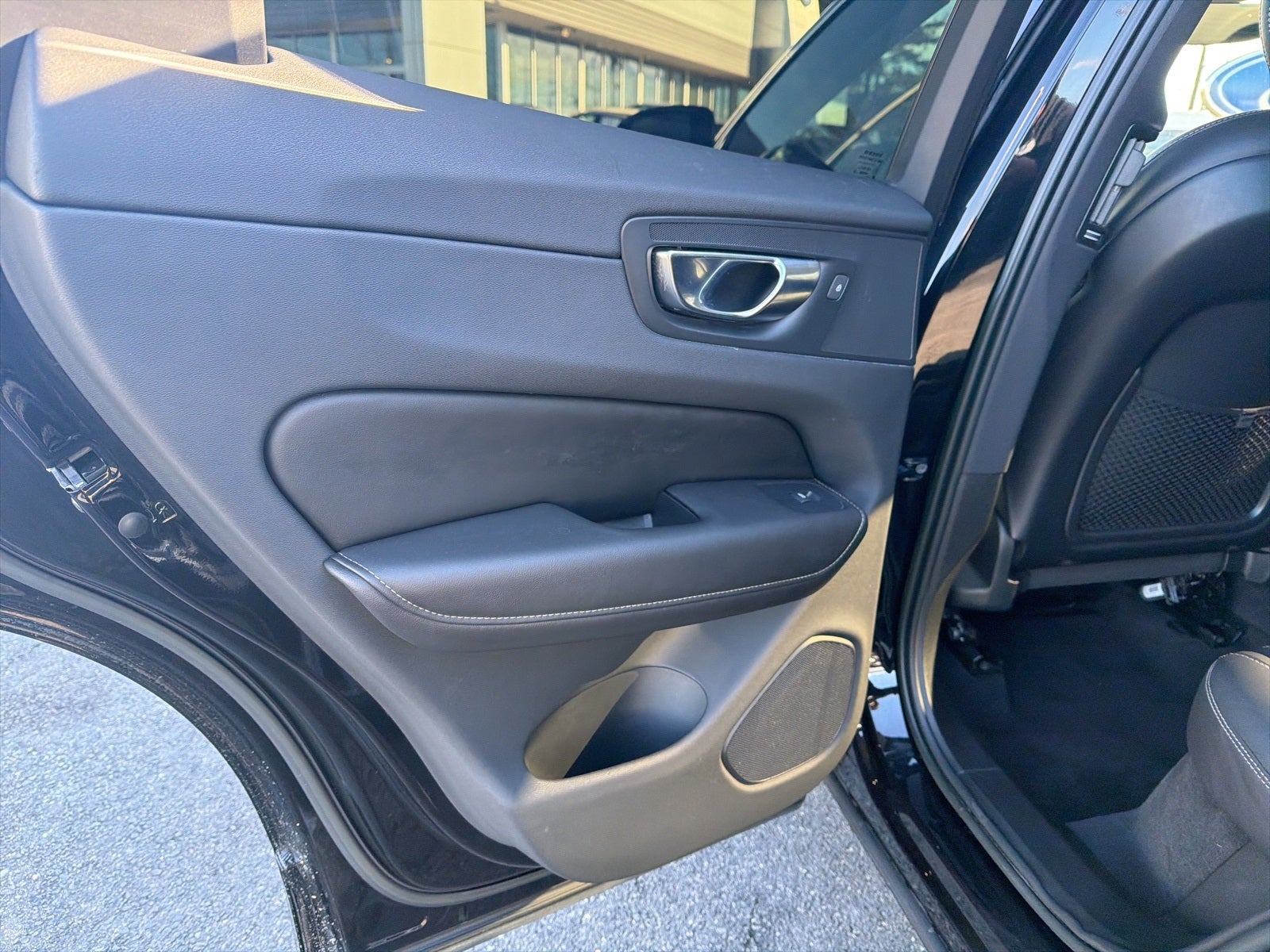 2022 Volvo XC60 Recharge Plug-In Hybrid T8 Inscription