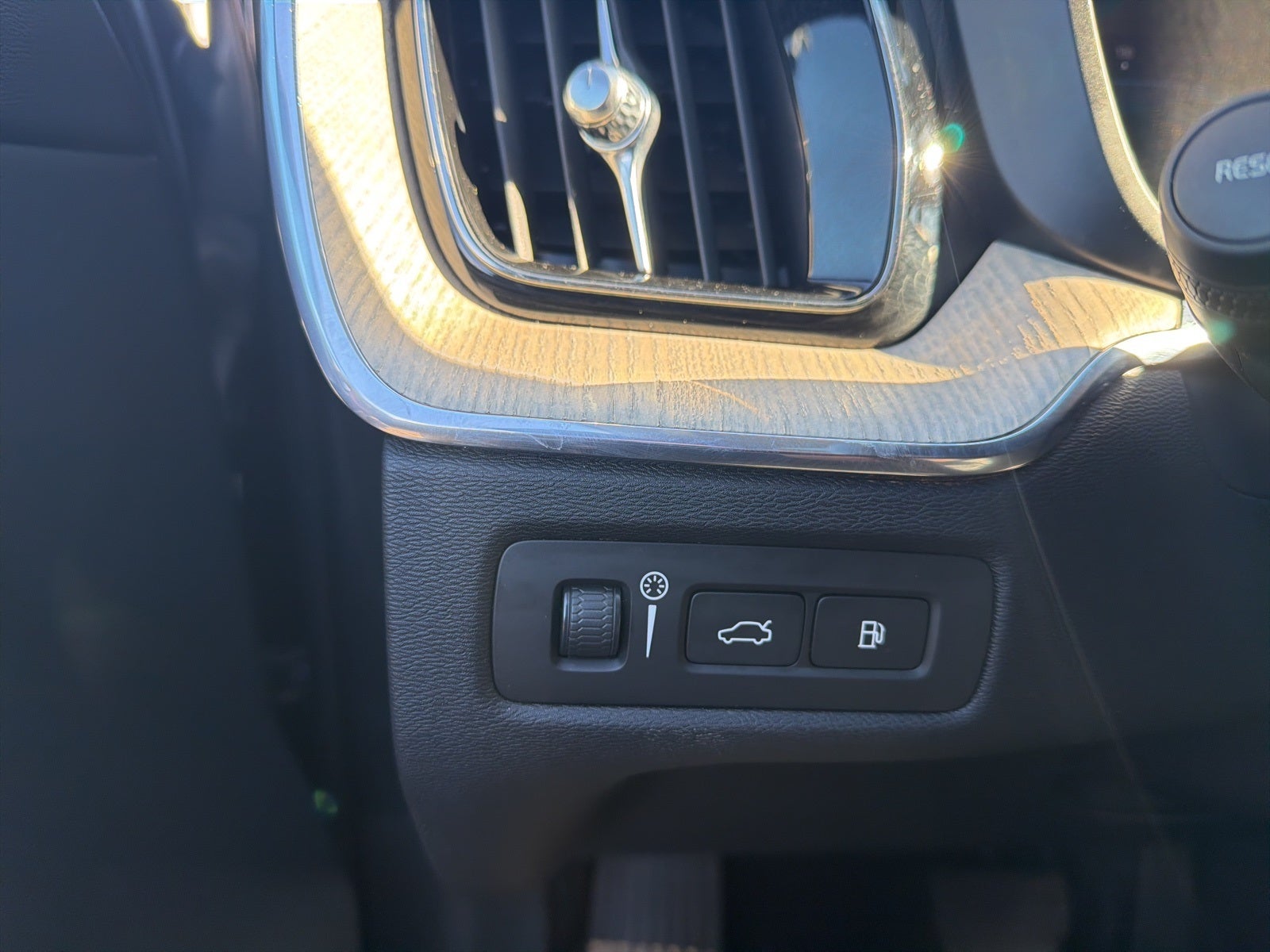 2022 Volvo XC60 Recharge Plug-In Hybrid T8 Inscription