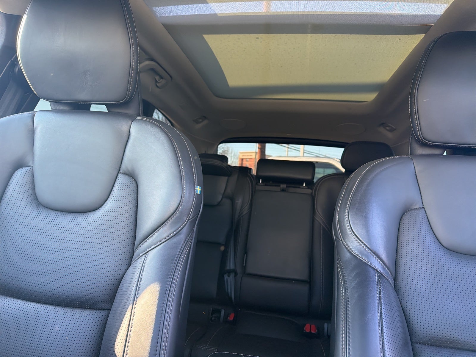 2022 Volvo XC60 Recharge Plug-In Hybrid T8 Inscription