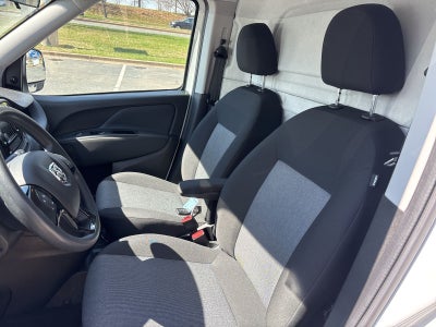 2022 RAM ProMaster City Base