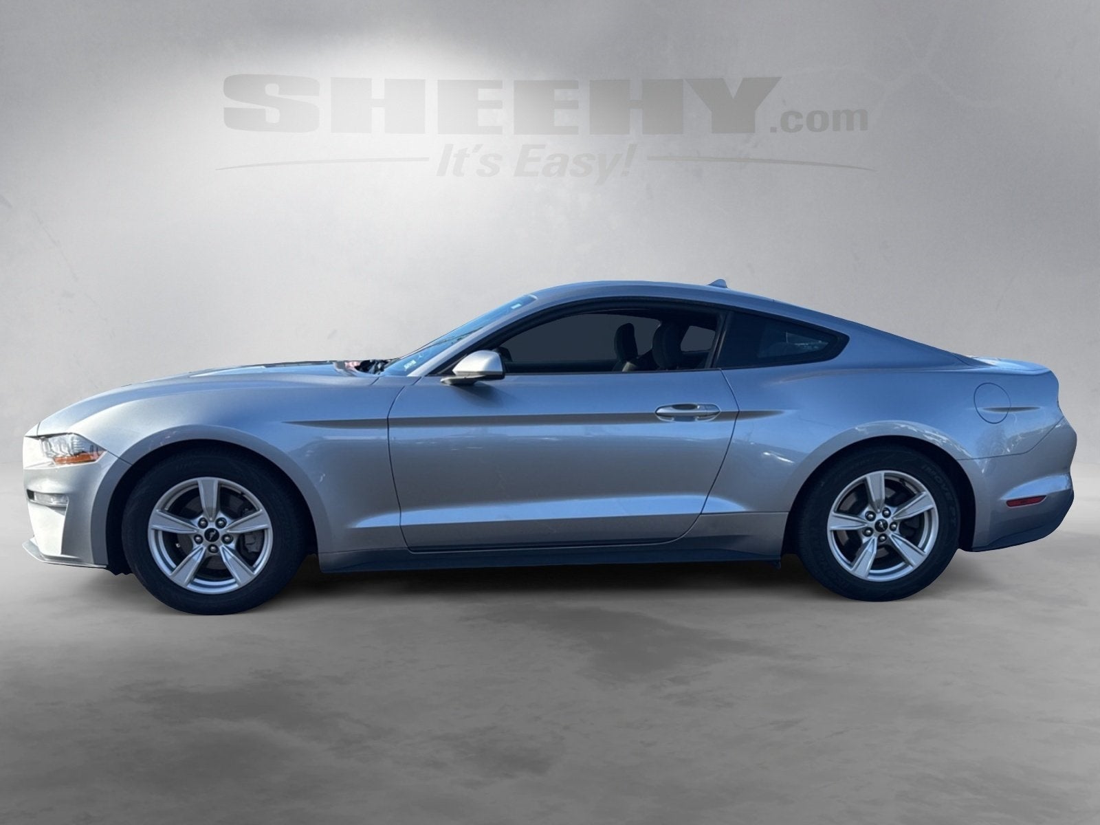 2021 Ford Mustang EcoBoost