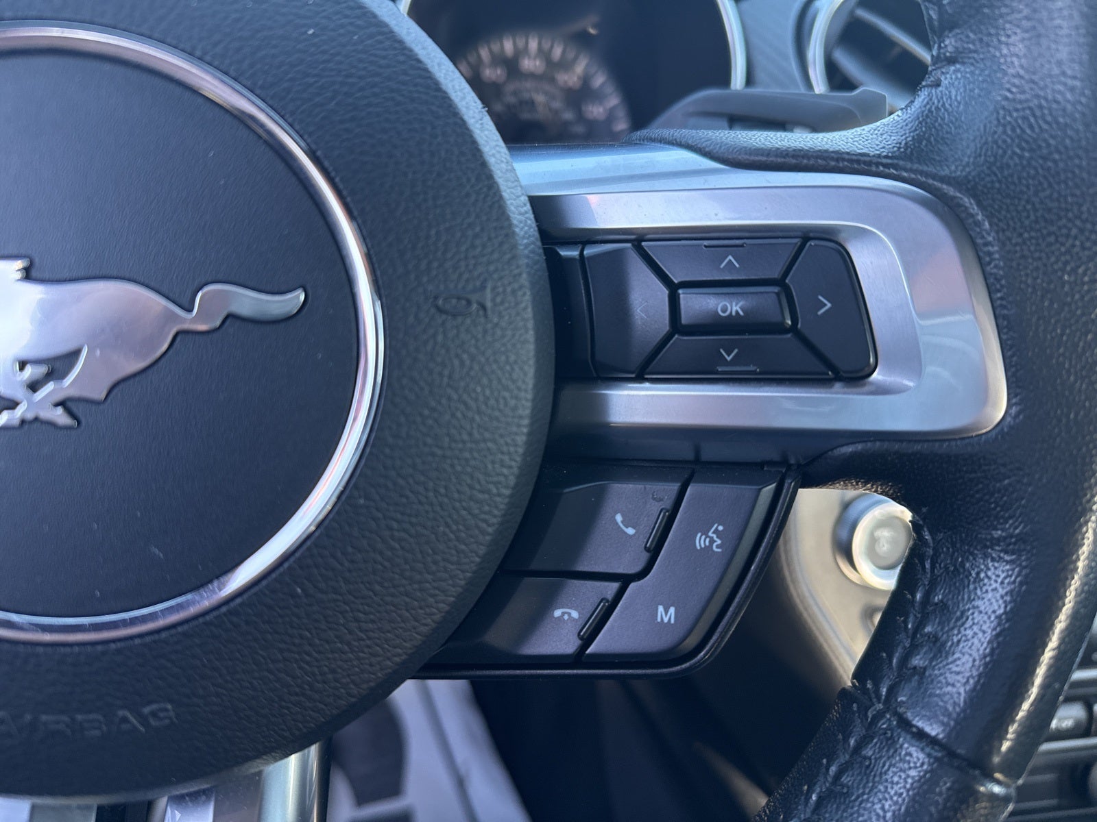 2021 Ford Mustang EcoBoost