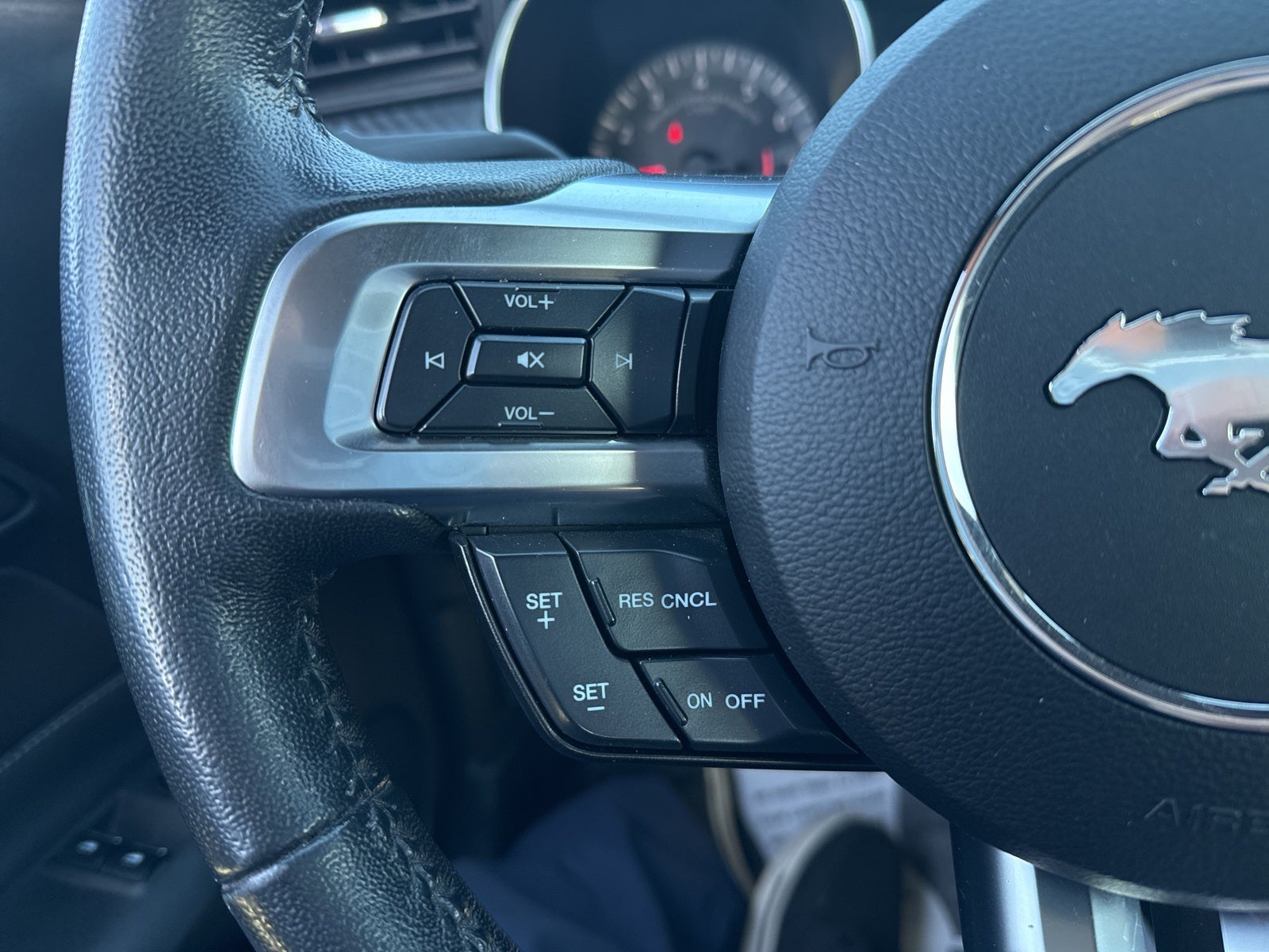 2021 Ford Mustang EcoBoost