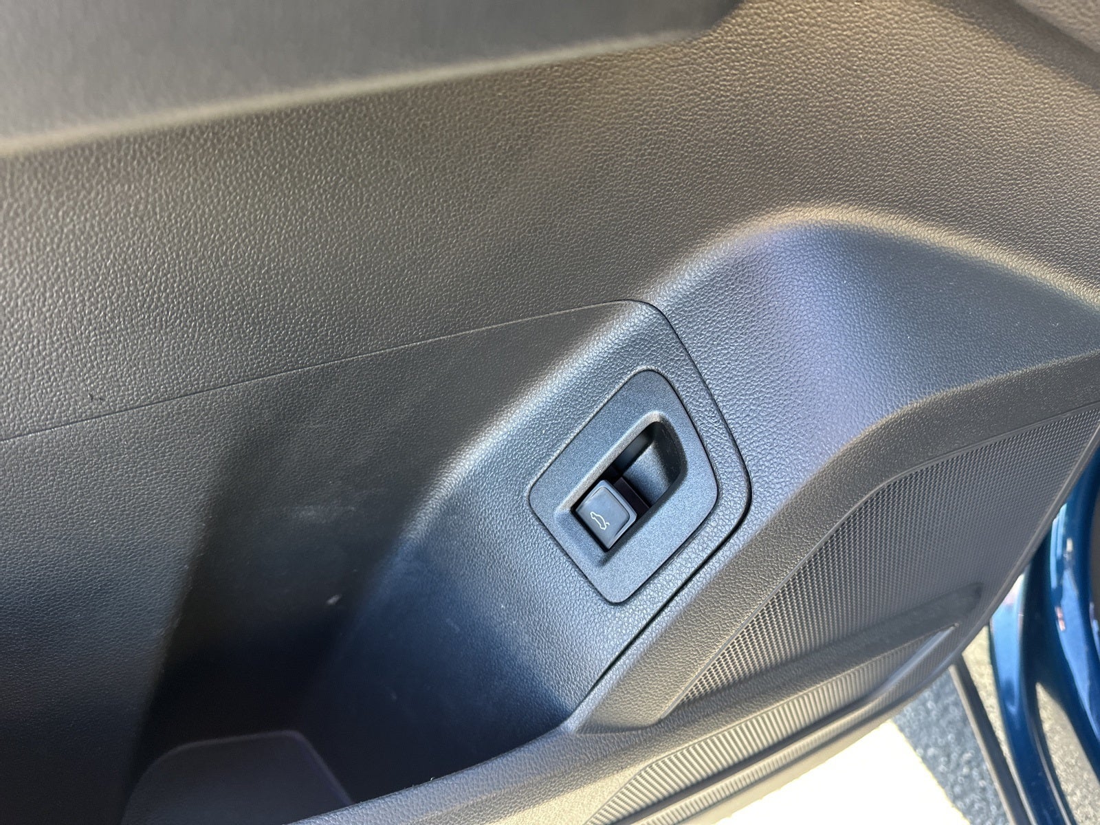 2021 Volkswagen Atlas Cross Sport 2.0T SEL