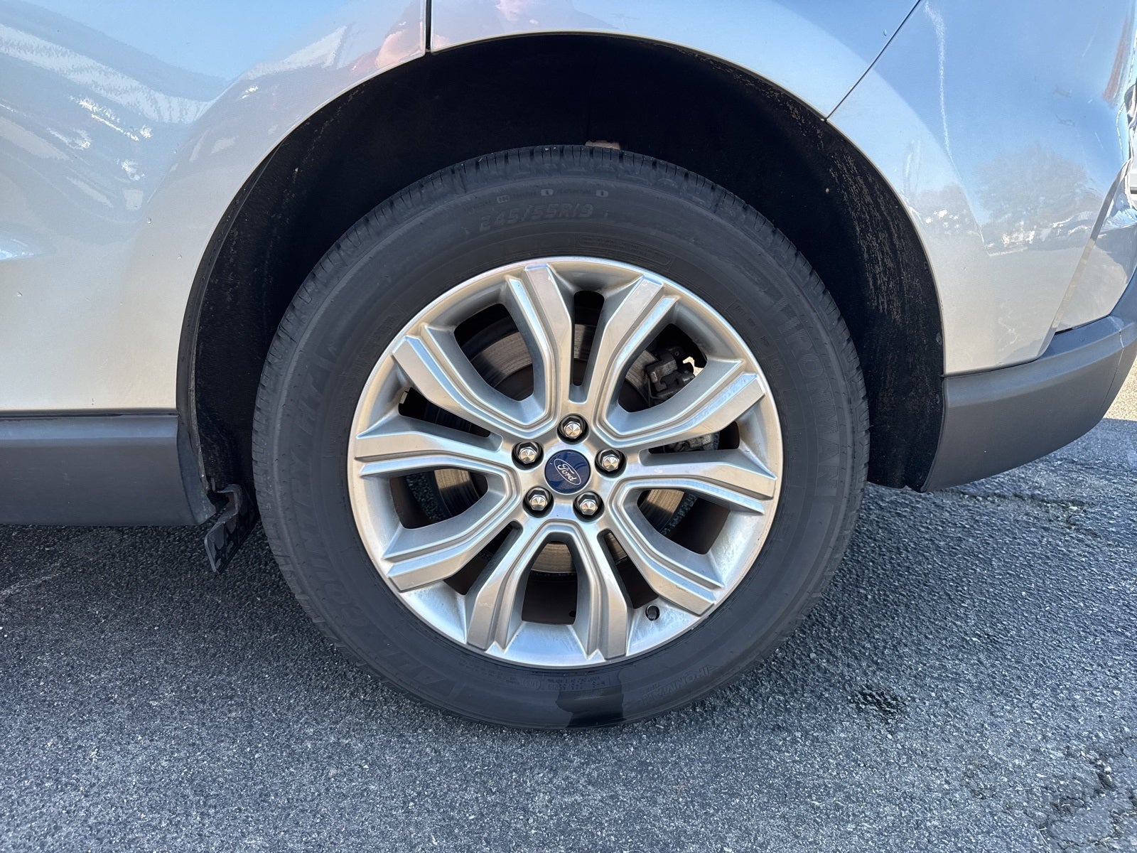 2022 Ford Edge Titanium